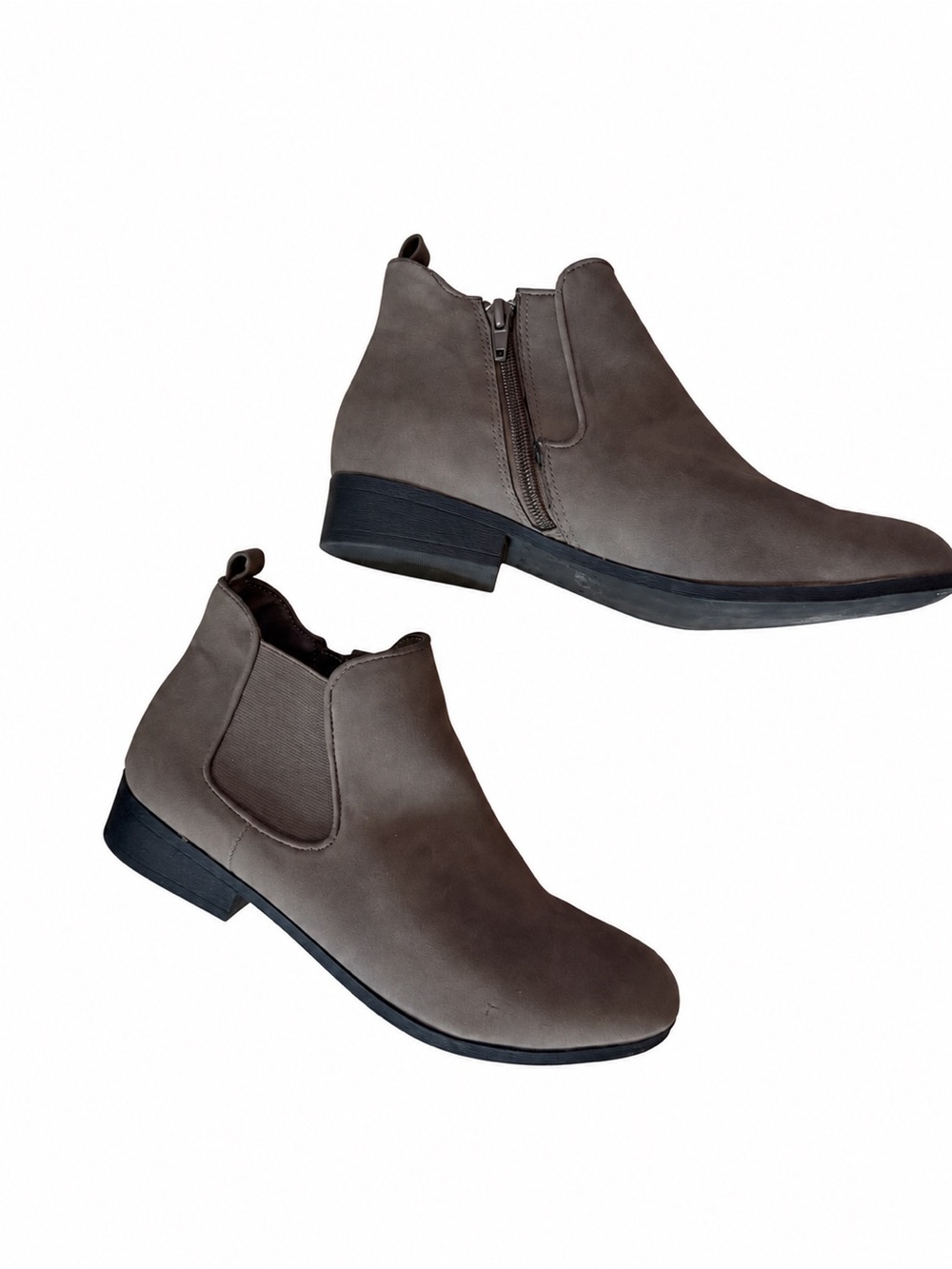 American Rag Taupe Chelsea Ankle Boots – Women’s Size 10